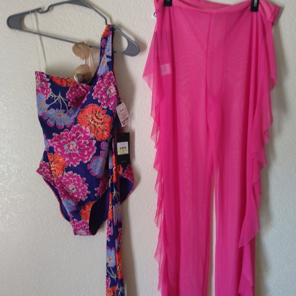 Jones NY swim